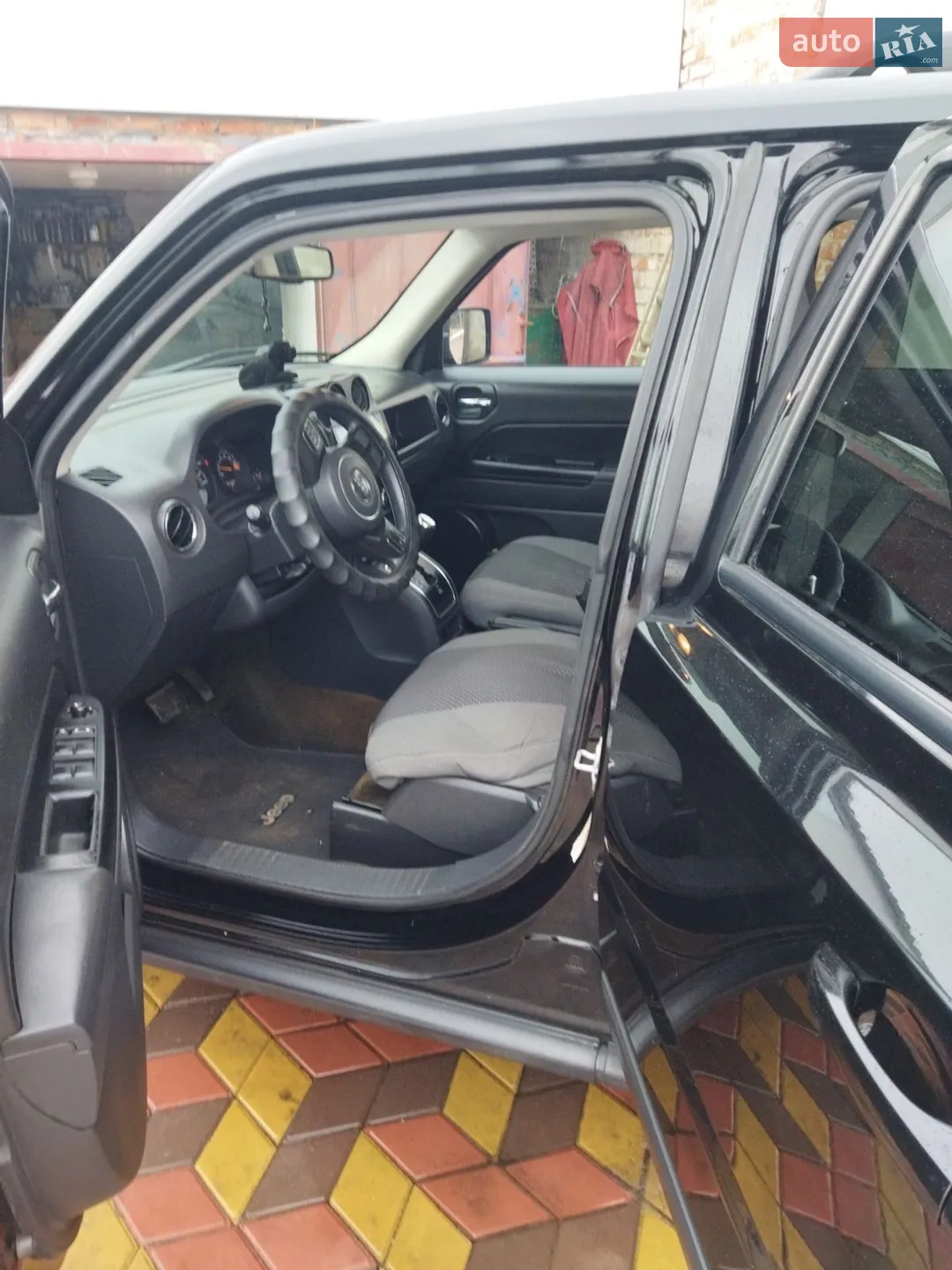 2016 Jeep Liberty (Patriot) - мініатюра 10