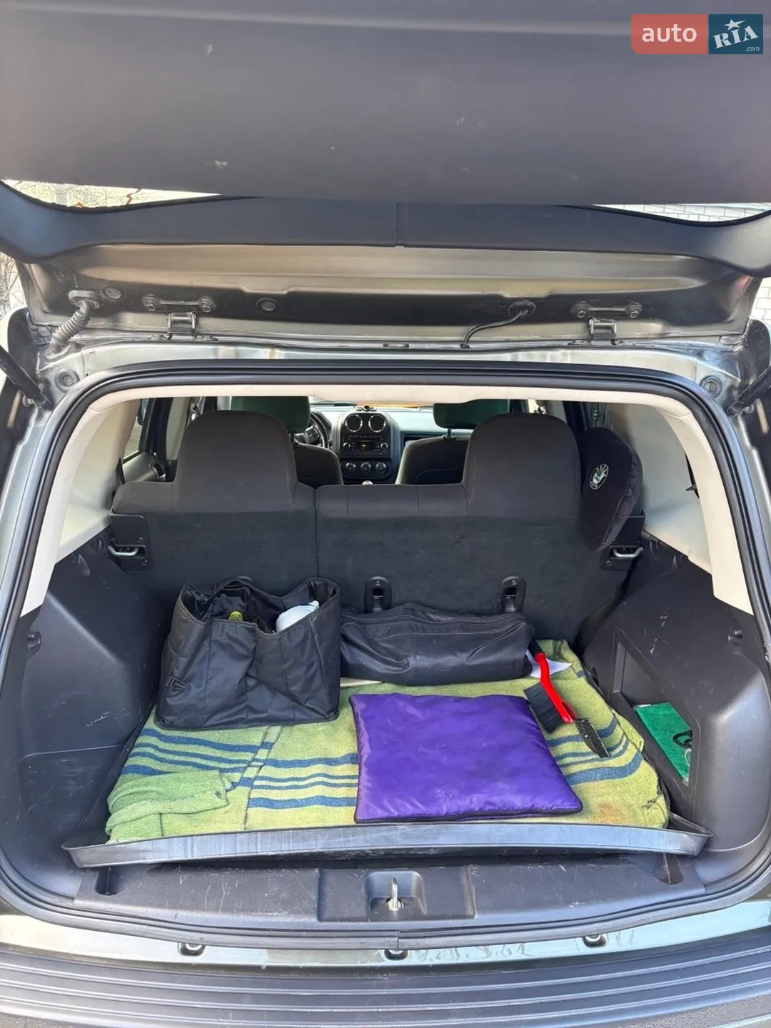 2015 Jeep Liberty (Patriot) - мініатюра 4
