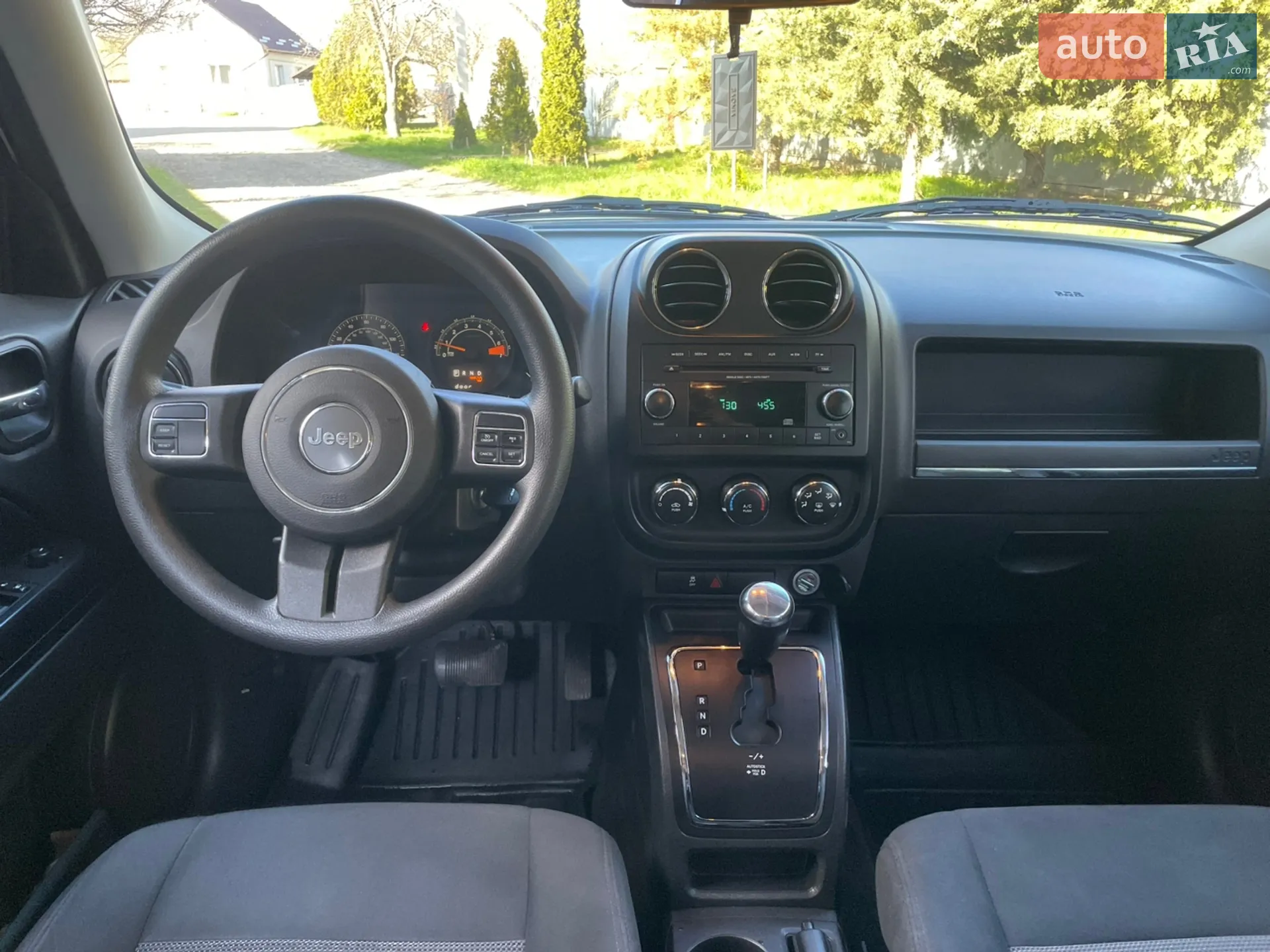2014 Jeep Liberty (Patriot) - мініатюра 31