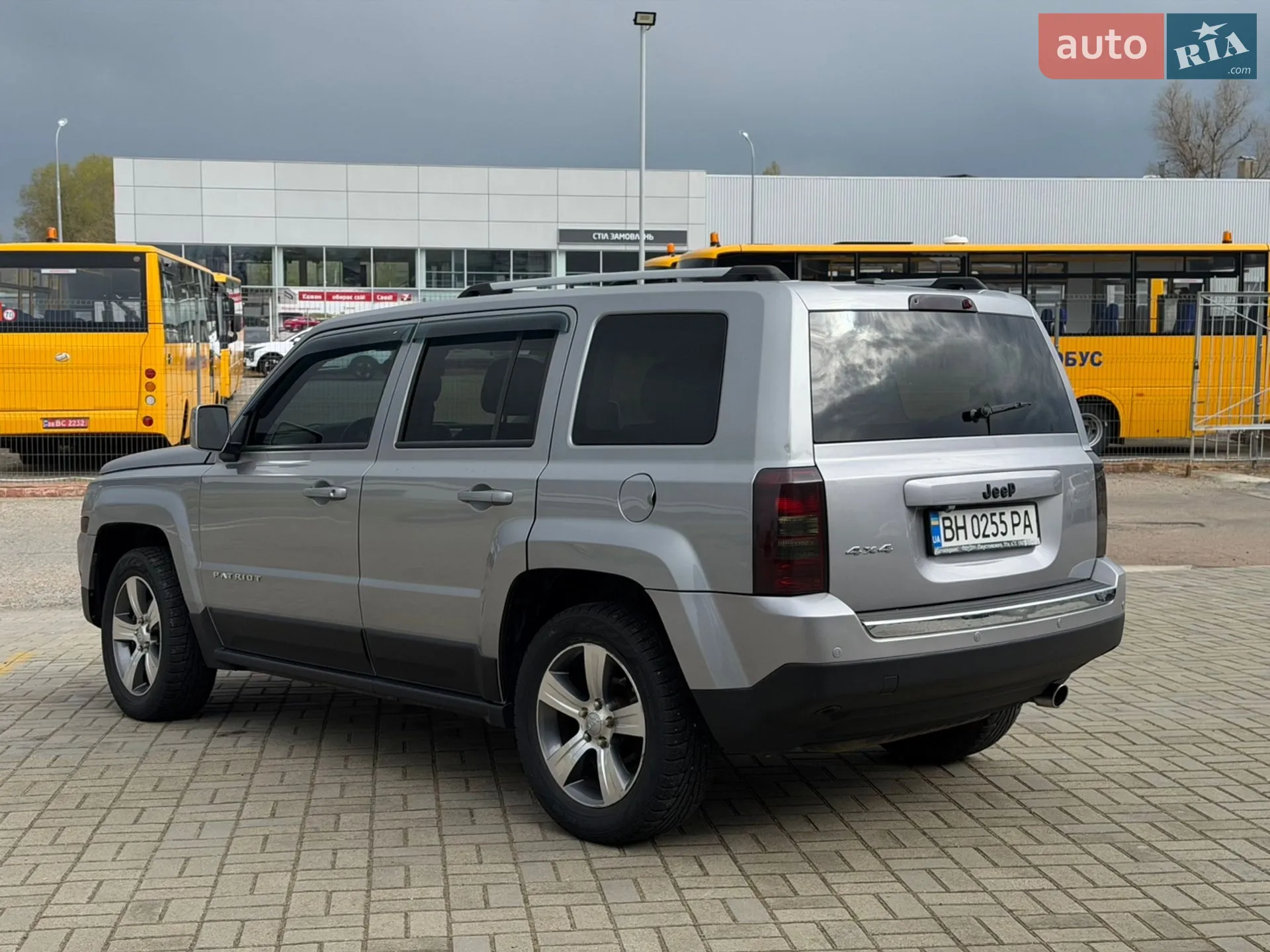2016 Jeep Liberty (Patriot) - мініатюра 5