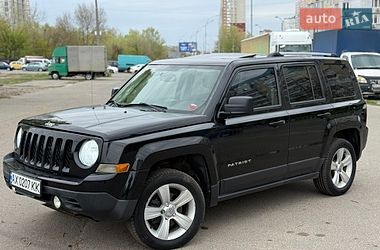 Позашляховик / Кросовер Jeep Patriot 2014 в Києві