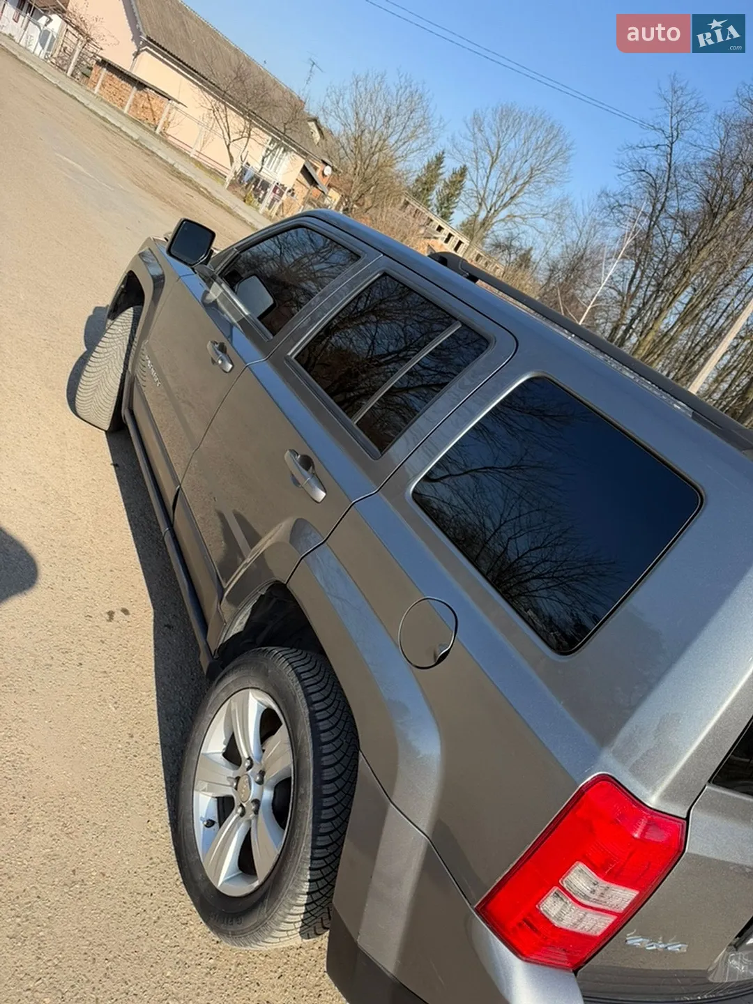 2013 Jeep Liberty (Patriot) - мініатюра 3
