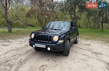 Позашляховик / Кросовер Jeep Patriot 2015 в Харкові