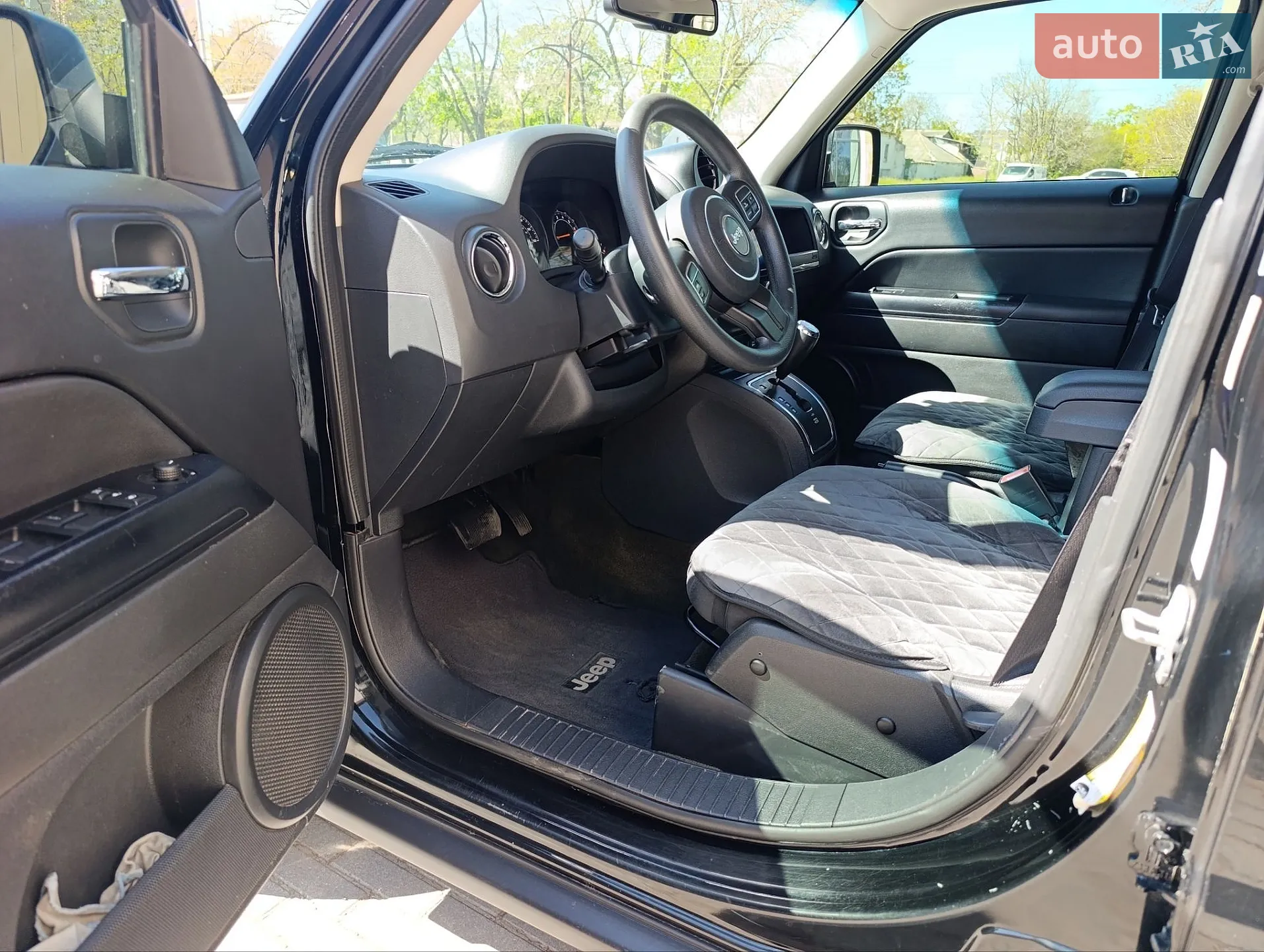 2014 Jeep Liberty (Patriot) - мініатюра 9