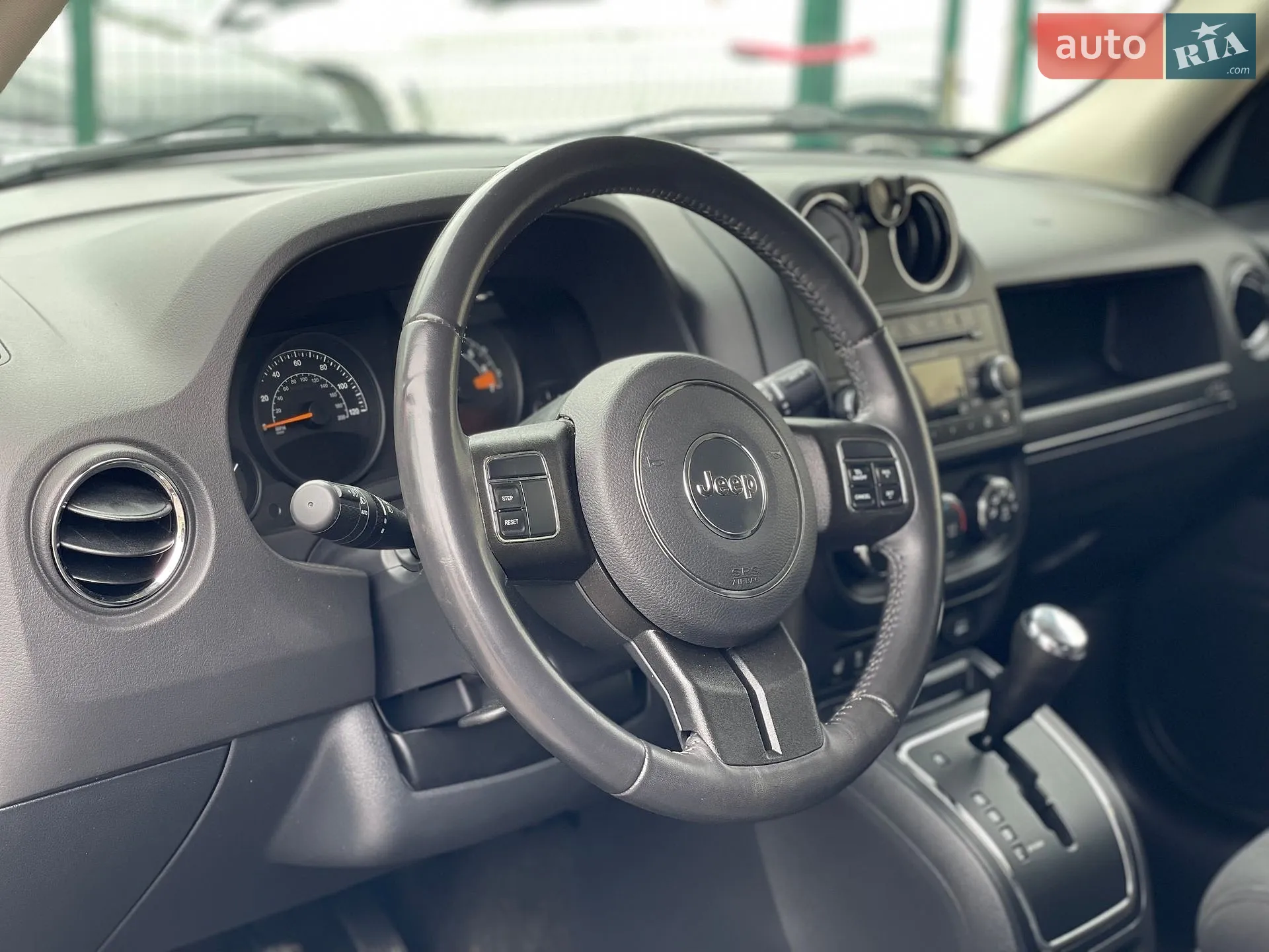 2016 Jeep Liberty (Patriot) - мініатюра 25