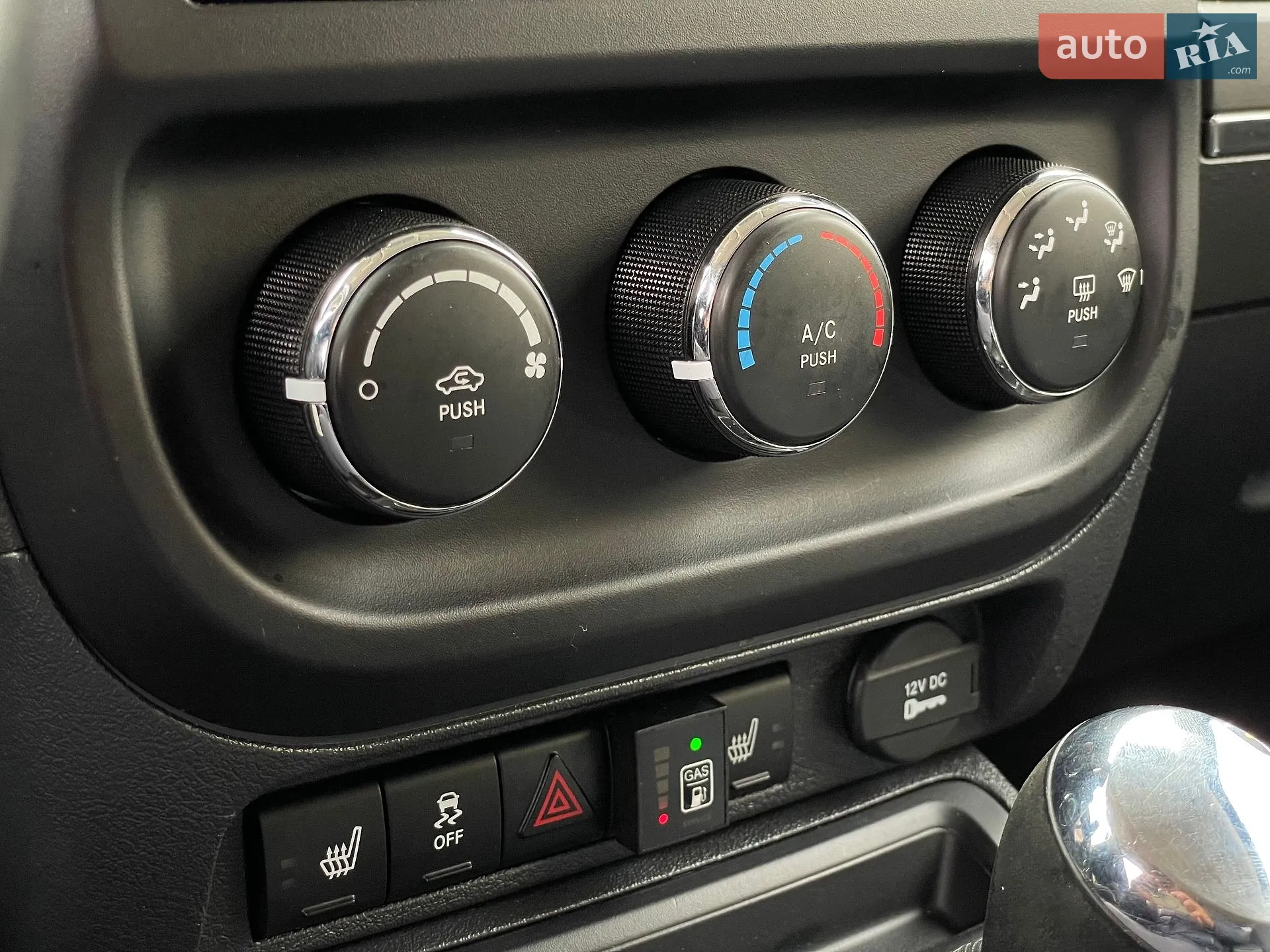 2016 Jeep Liberty (Patriot) - мініатюра 49