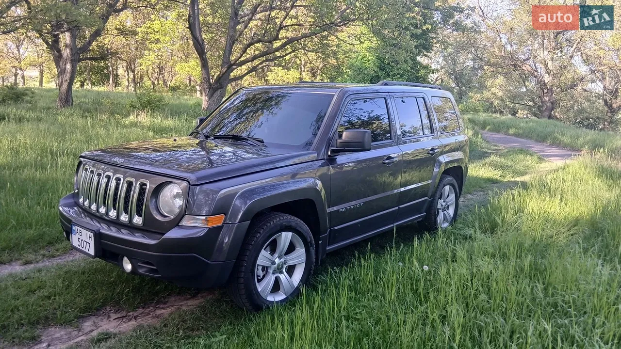 2015 Jeep Liberty (Patriot) - мініатюра 4