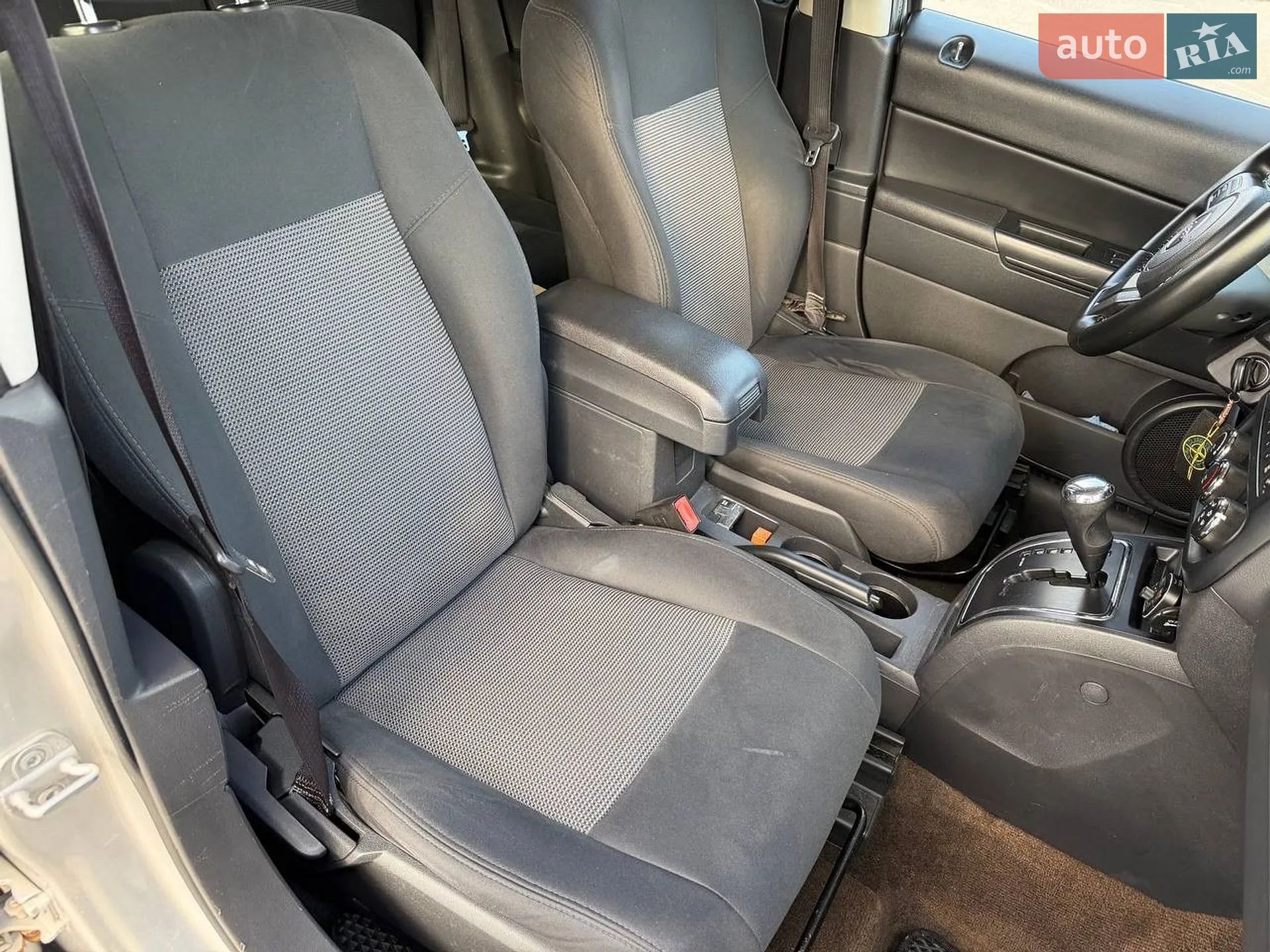 2012 Jeep Liberty (Patriot) - мініатюра 20