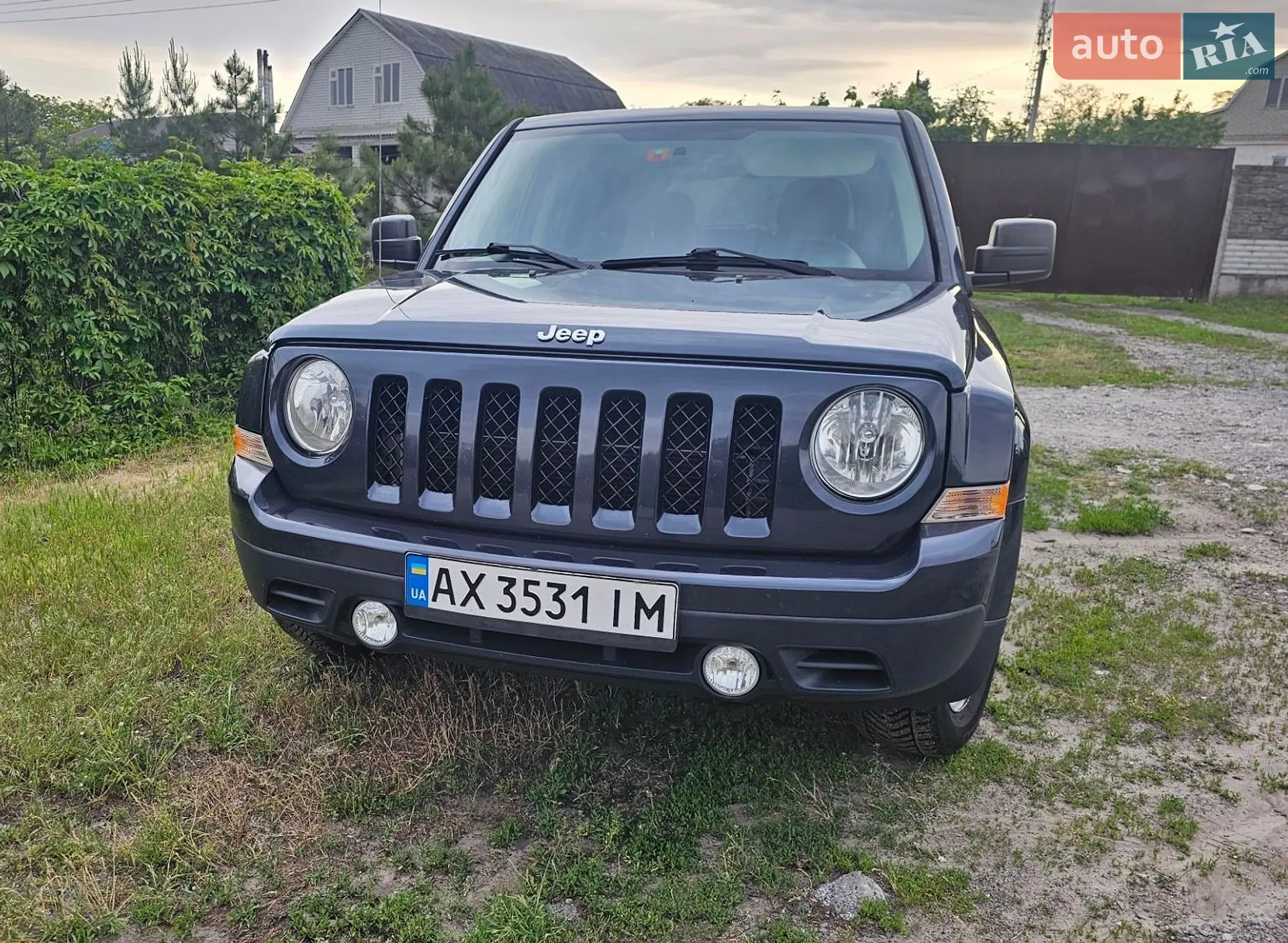 2015 Jeep Liberty (Patriot) - мініатюра 3