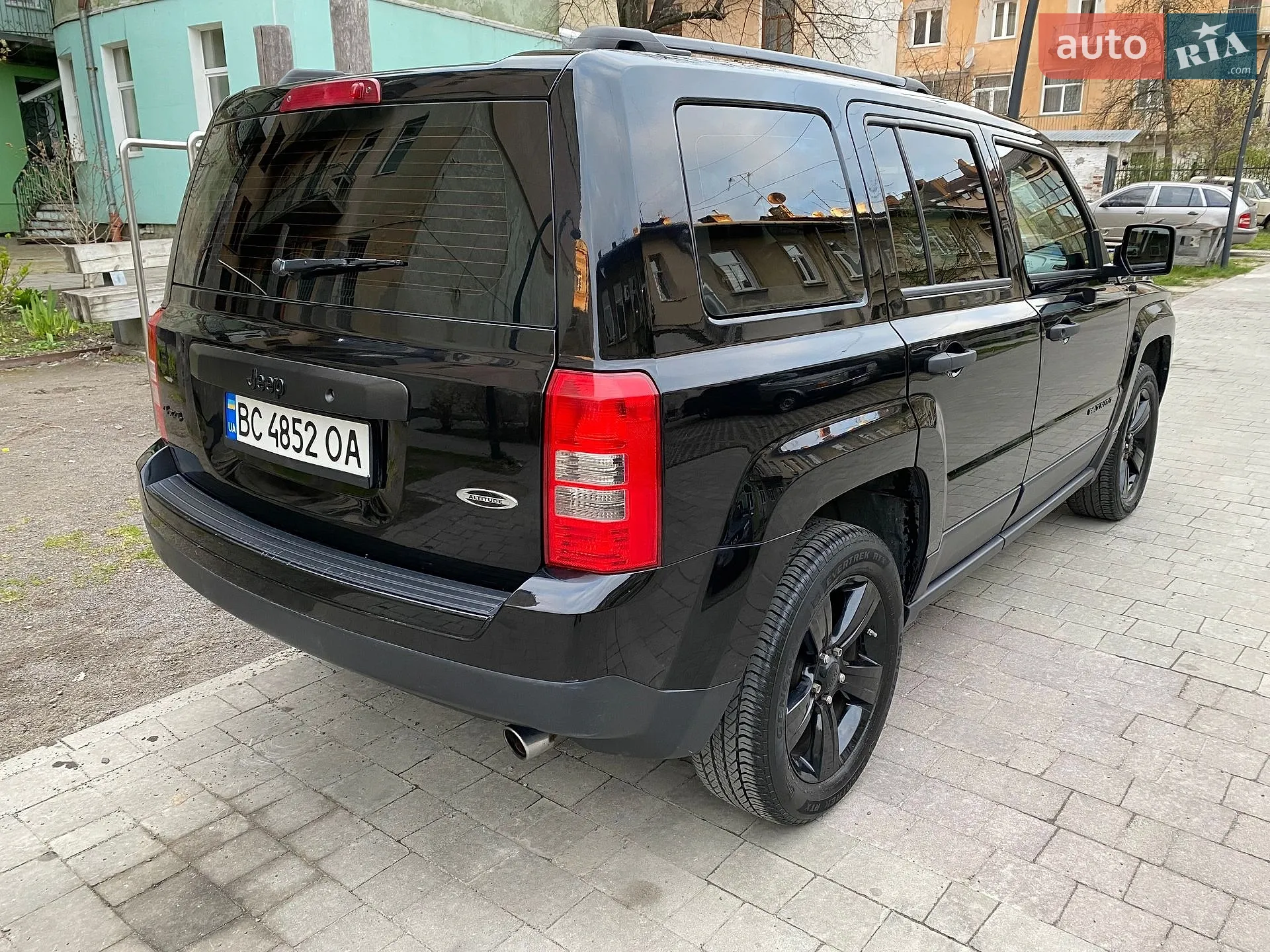 2015 Jeep Liberty (Patriot) - мініатюра 2