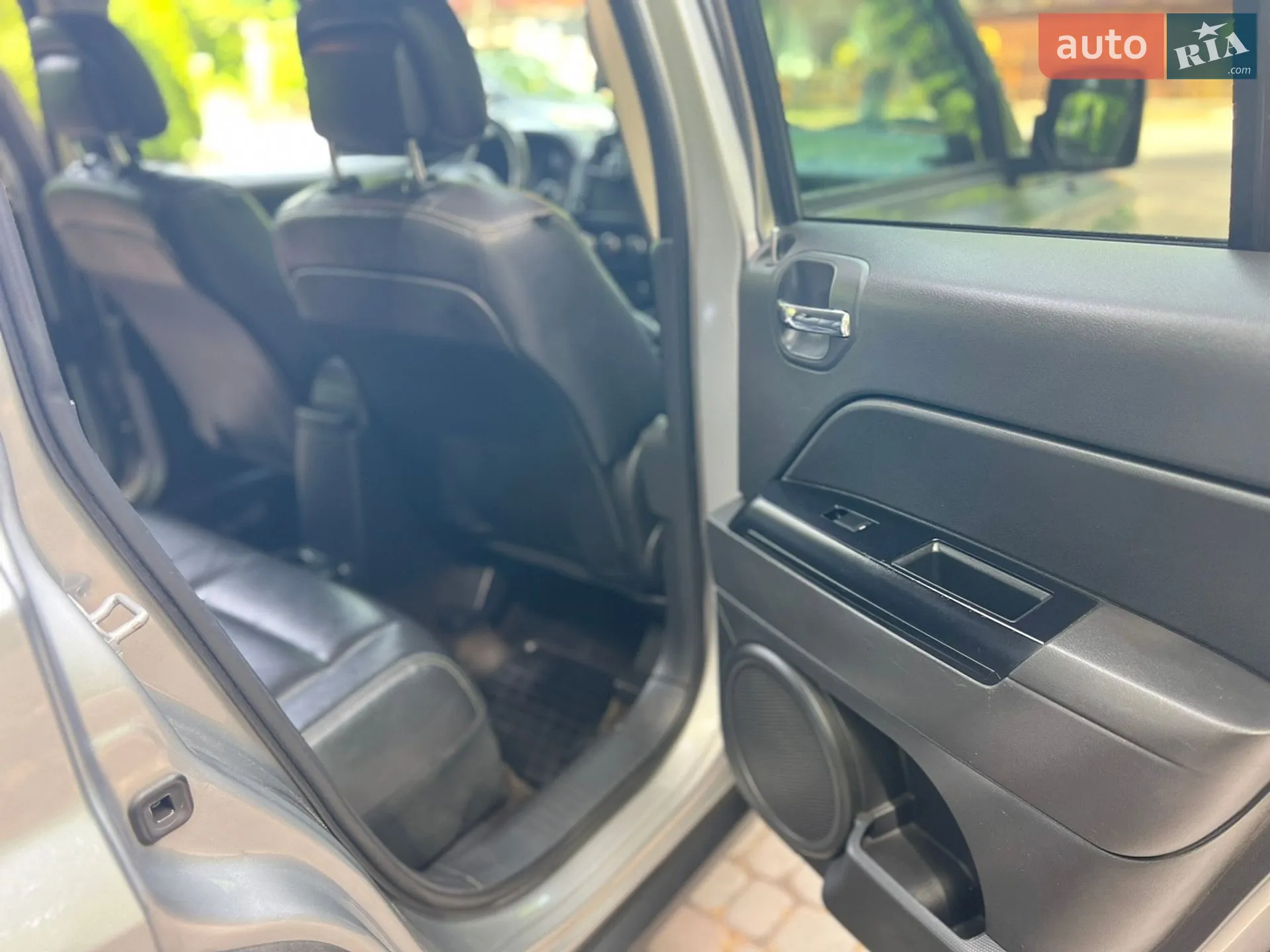2014 Jeep Liberty (Patriot) - мініатюра 21