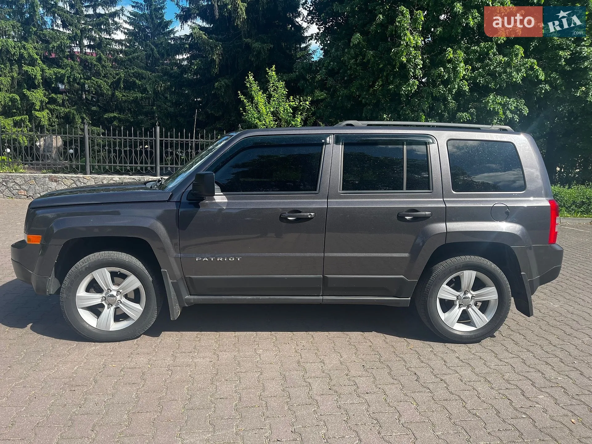 2016 Jeep Liberty (Patriot) - мініатюра 7