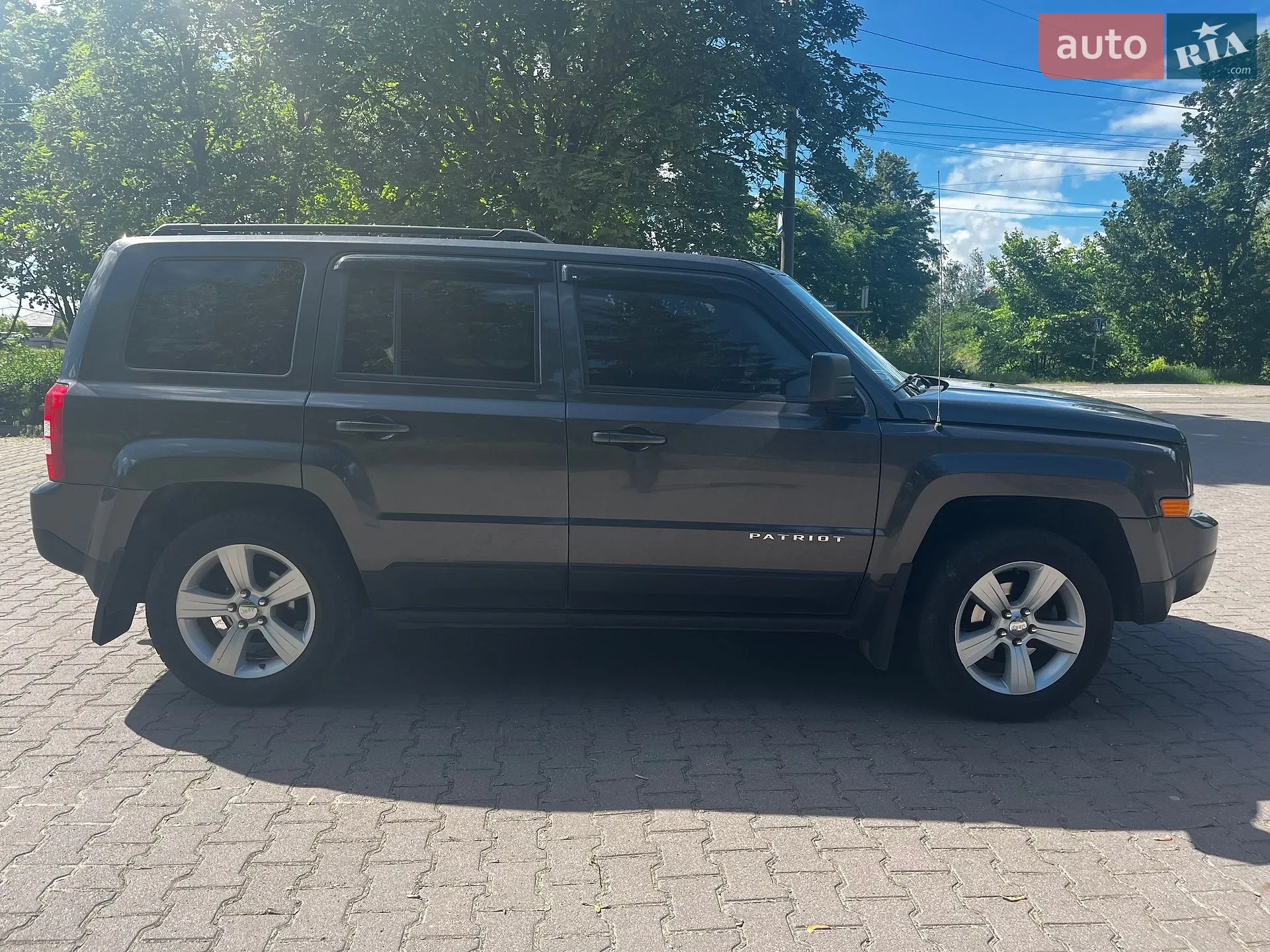 2016 Jeep Liberty (Patriot) - мініатюра 11