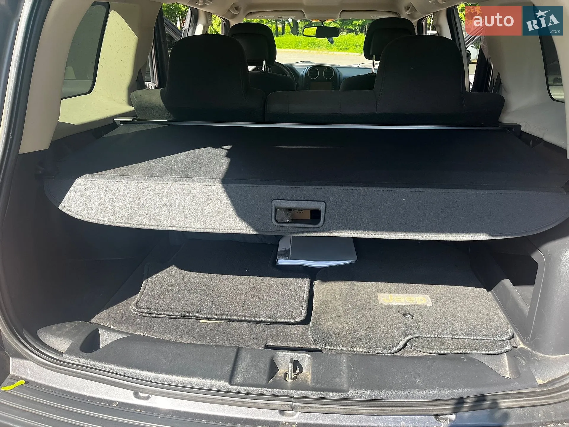 2016 Jeep Liberty (Patriot) - мініатюра 19