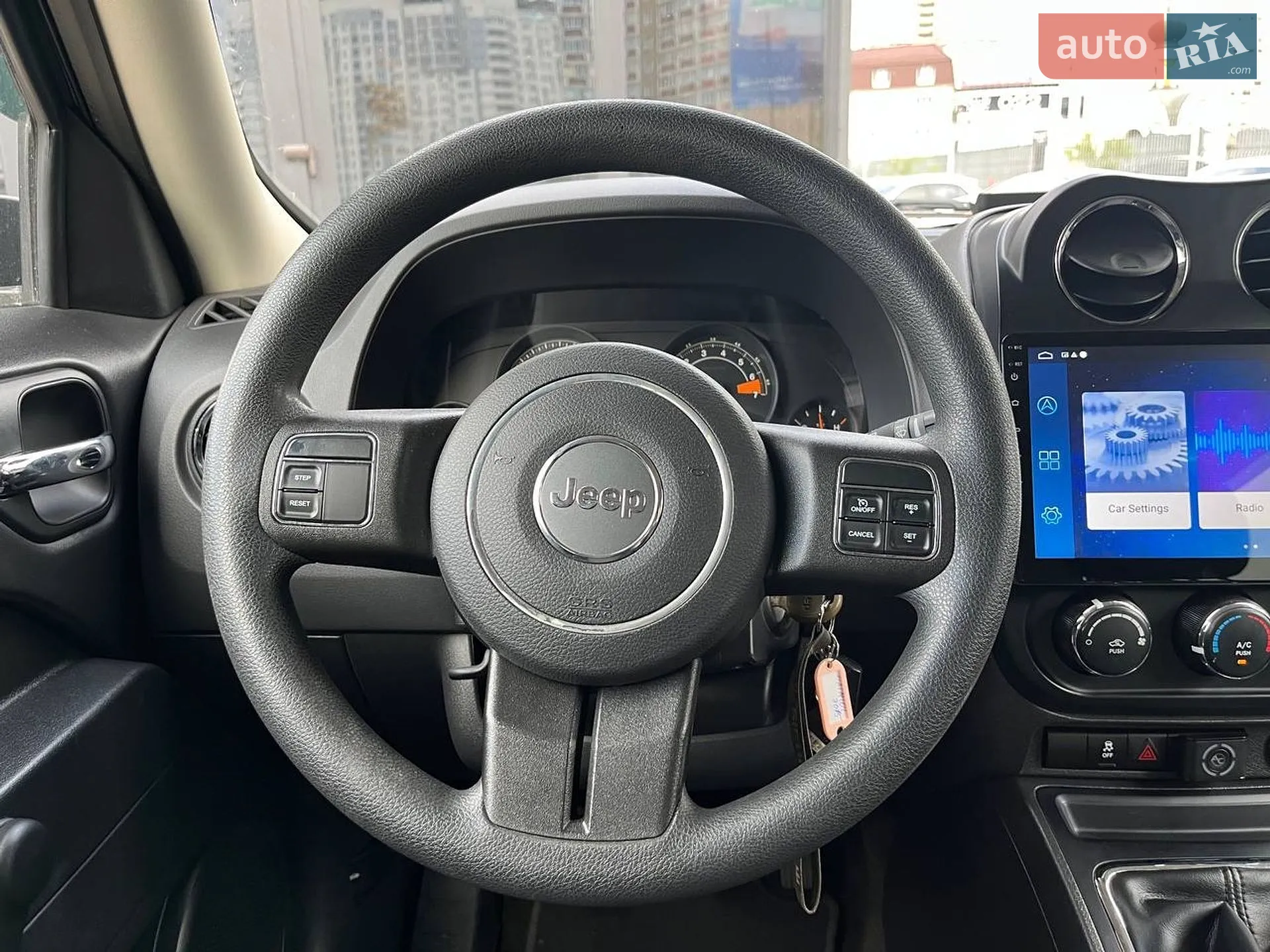 2015 Jeep Liberty (Patriot) - мініатюра 15