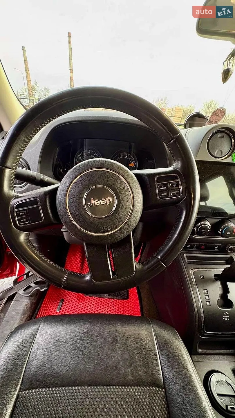 2016 Jeep Liberty (Patriot) - мініатюра 9