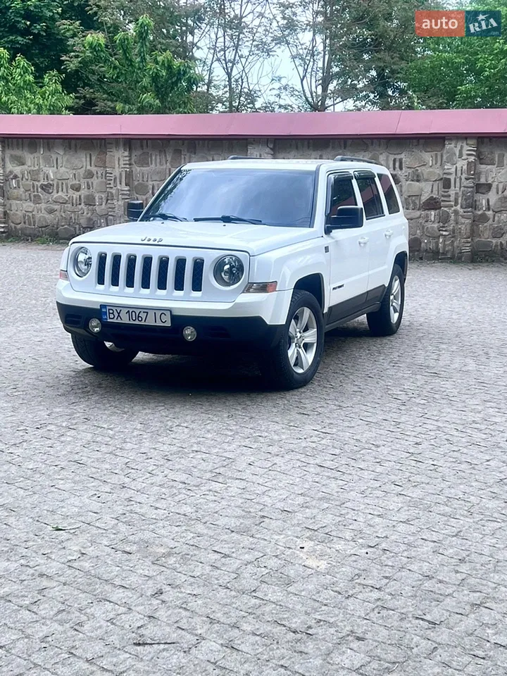 2015 Jeep Liberty (Patriot) - мініатюра 23