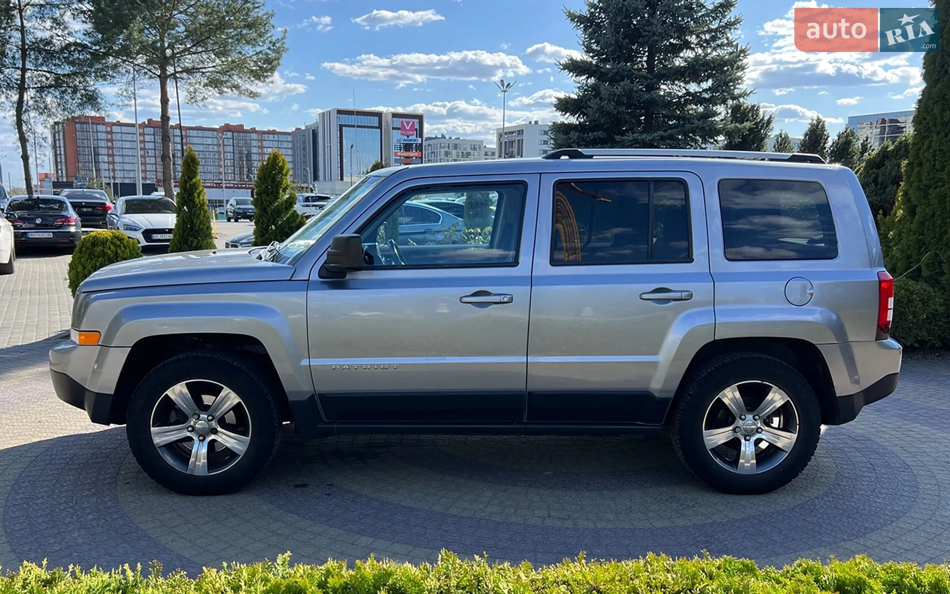 2015 Jeep Liberty (Patriot) - мініатюра 4
