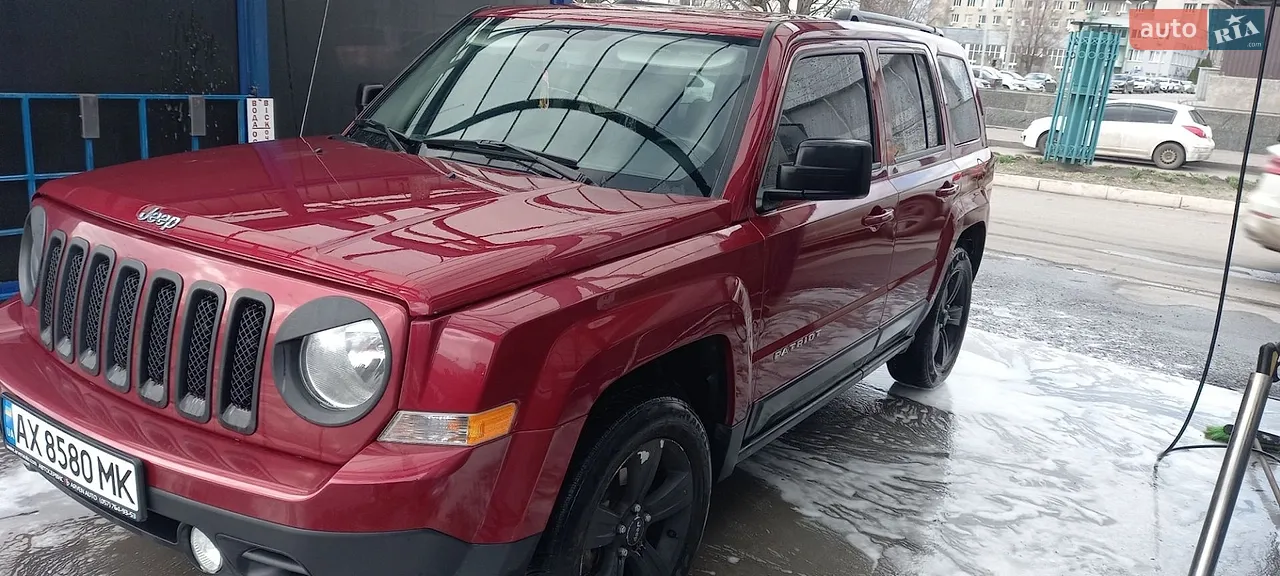 2016 Jeep Liberty (Patriot) - мініатюра 18