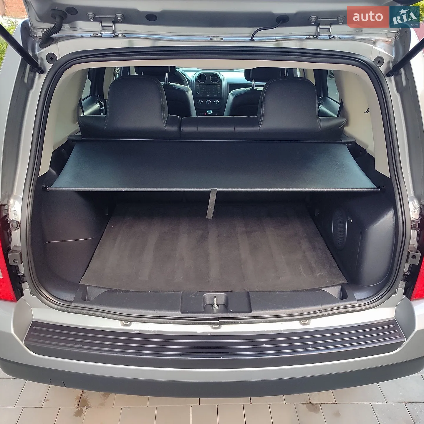 2015 Jeep Liberty (Patriot) - мініатюра 18