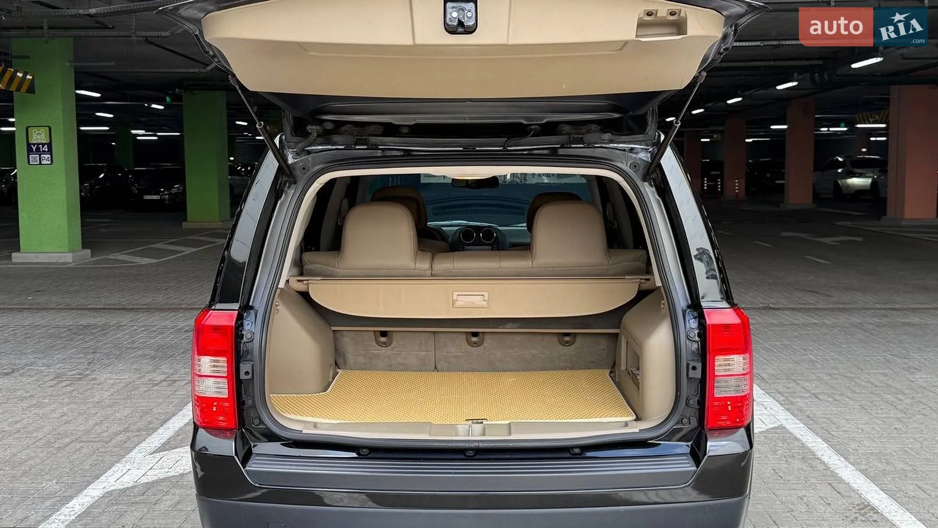 2015 Jeep Liberty (Patriot) - мініатюра 10