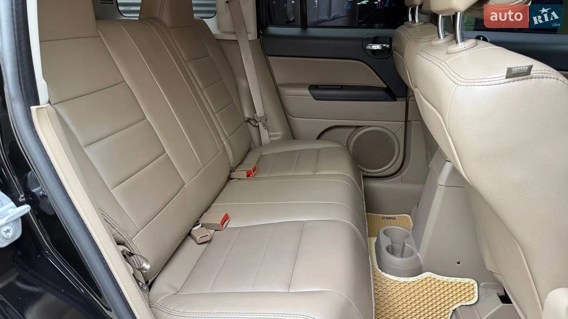 2015 Jeep Liberty (Patriot) - мініатюра 13