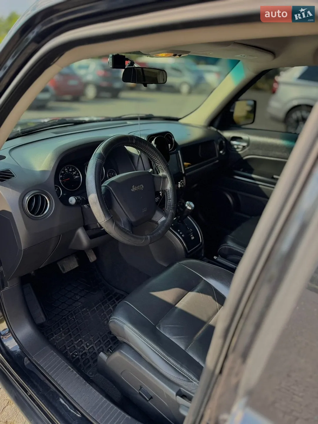2010 Jeep Liberty (Patriot) - мініатюра 21
