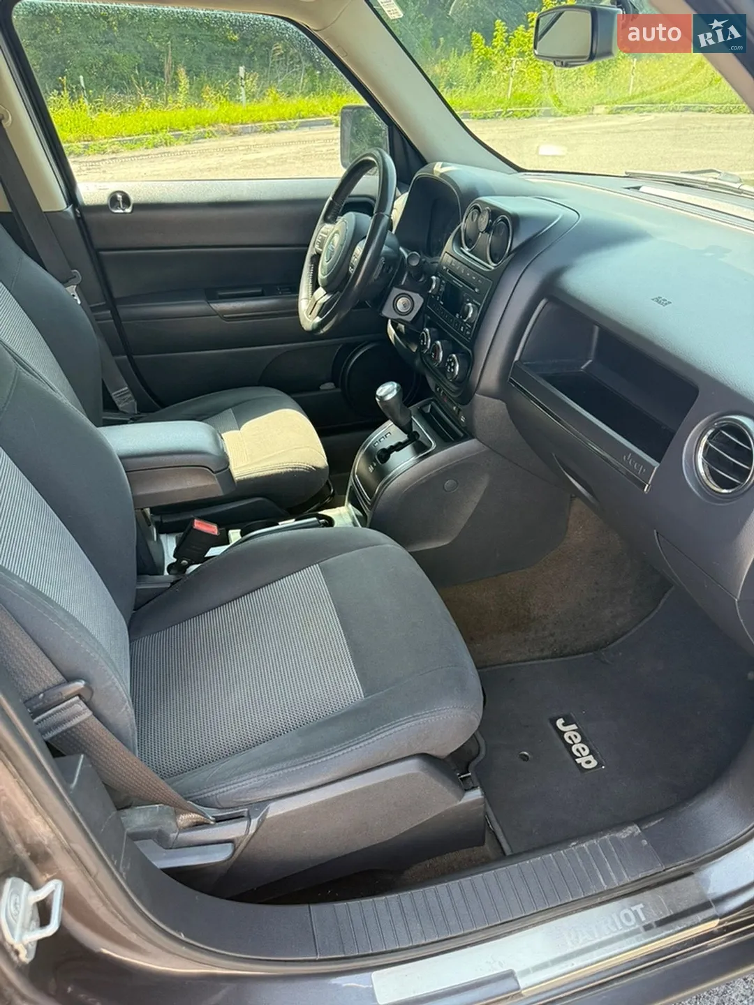 2015 Jeep Liberty (Patriot) - мініатюра 8
