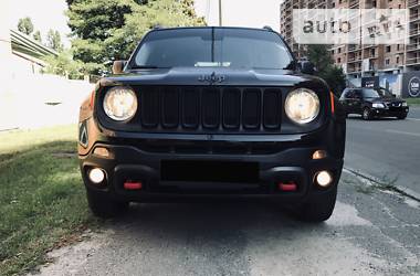 Внедорожник / Кроссовер Jeep Renegade 2017 в 