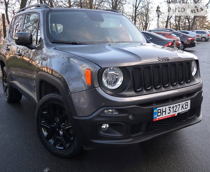 Позашляховик / Кросовер Jeep Renegade 2015 в 