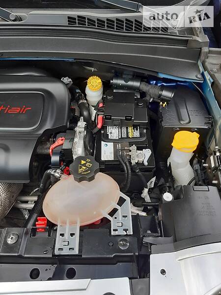 Внедорожник / Кроссовер Jeep Renegade 2016 в Одессе