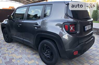 Внедорожник / Кроссовер Jeep Renegade 2017 в Днепре