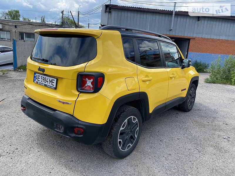 Позашляховик / Кросовер Jeep Renegade 2015 в Дніпрі