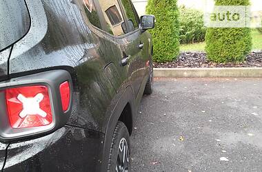 Внедорожник / Кроссовер Jeep Renegade 2015 в Полтаве