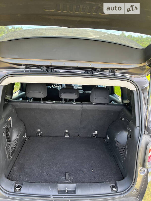 Позашляховик / Кросовер Jeep Renegade 2018 в Харкові