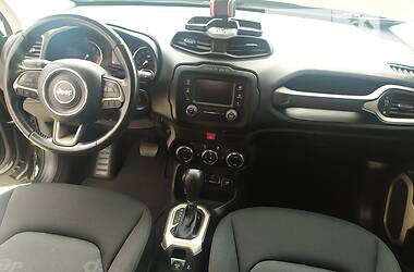 Внедорожник / Кроссовер Jeep Renegade 2016 в Ивано-Франковске