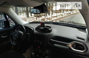 Внедорожник / Кроссовер Jeep Renegade 2016 в Ивано-Франковске