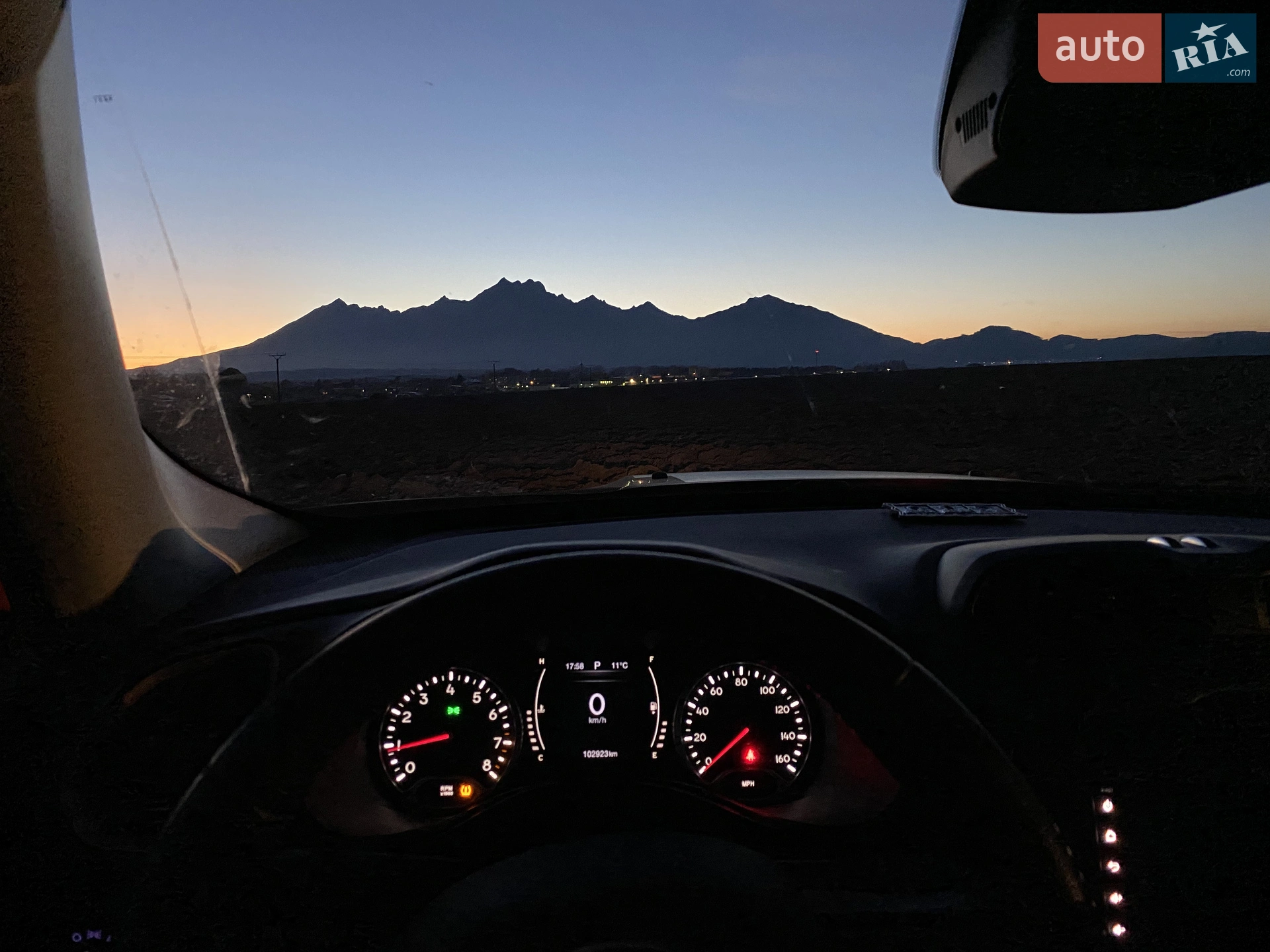 2015 Jeep Renegade - мініатюра 8