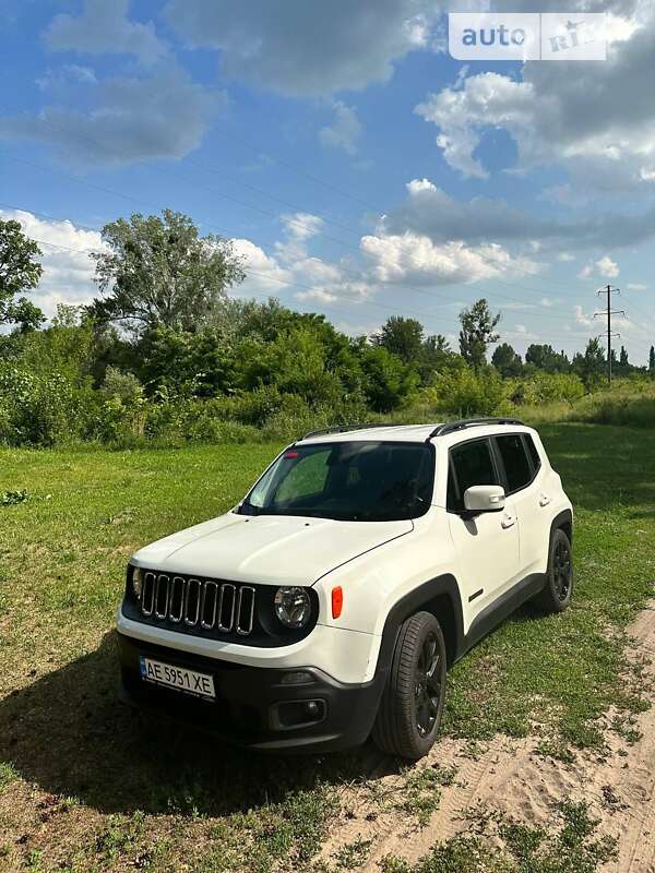 Позашляховик / Кросовер Jeep Renegade 2017 в 