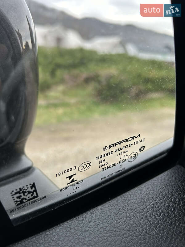 Позашляховик / Кросовер Jeep Renegade 2019 в Яремчі