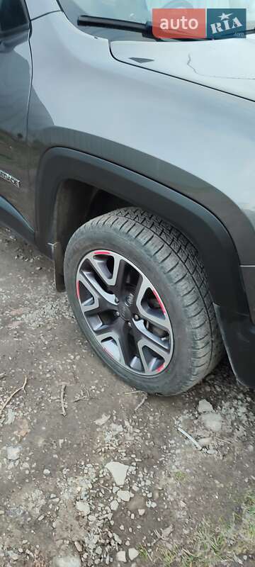 Позашляховик / Кросовер Jeep Renegade 2017 в Києві