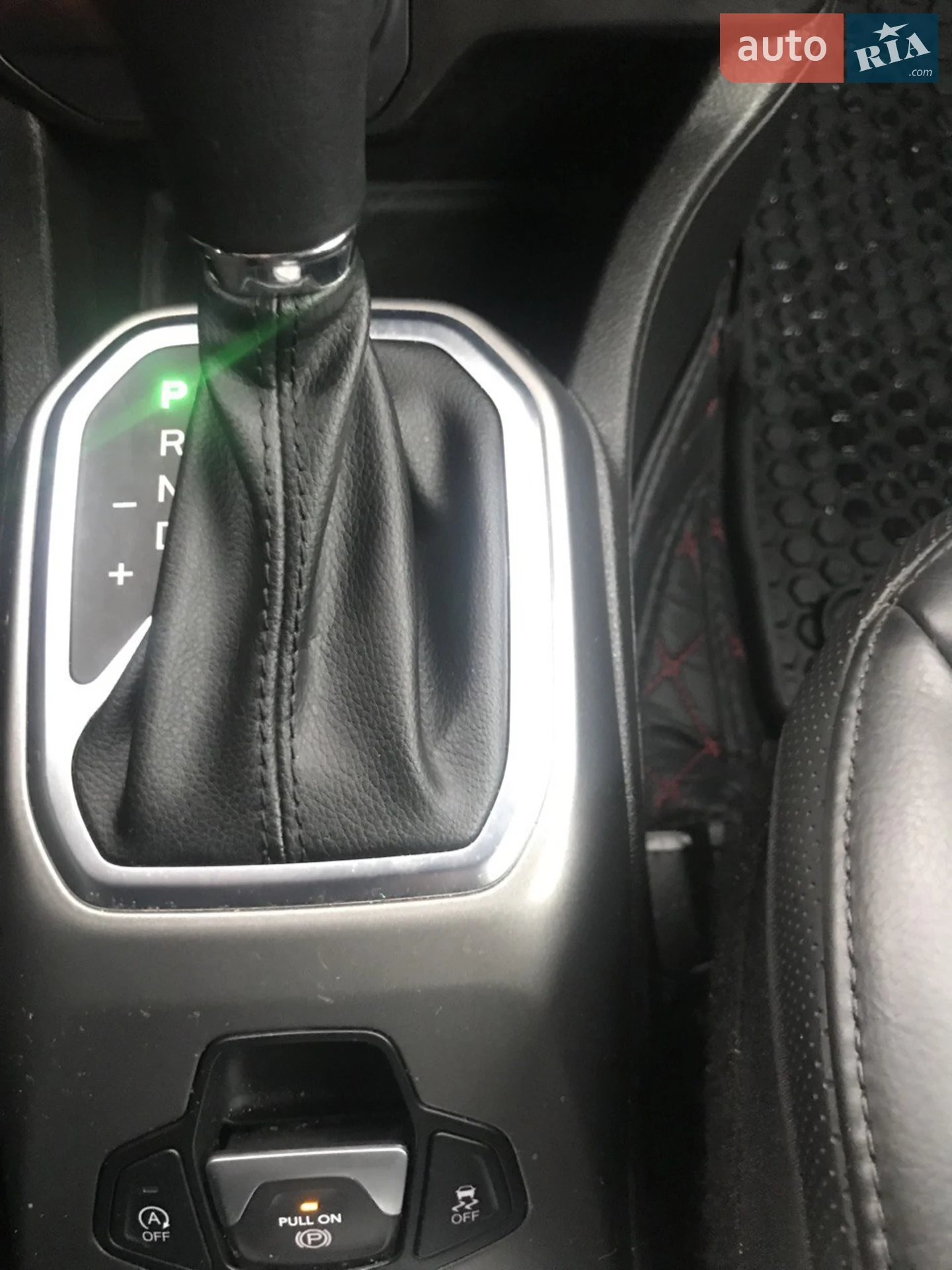 2020 Jeep Renegade - мініатюра 16