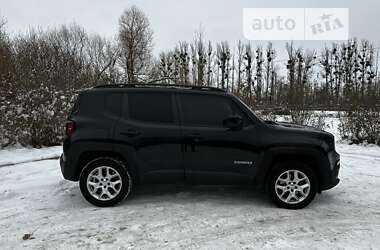 Позашляховик / Кросовер Jeep Renegade 2015 в Львові