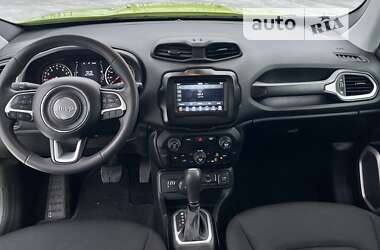 Внедорожник / Кроссовер Jeep Renegade 2018 в 