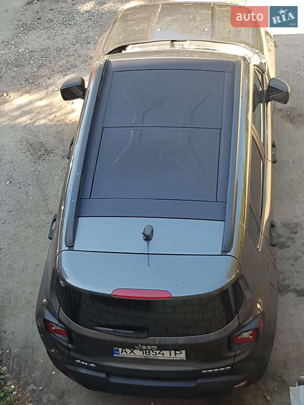 Внедорожник / Кроссовер Jeep Renegade 2017 в Харькове