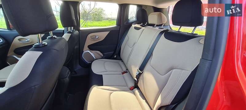 Позашляховик / Кросовер Jeep Renegade 2015 в Харкові