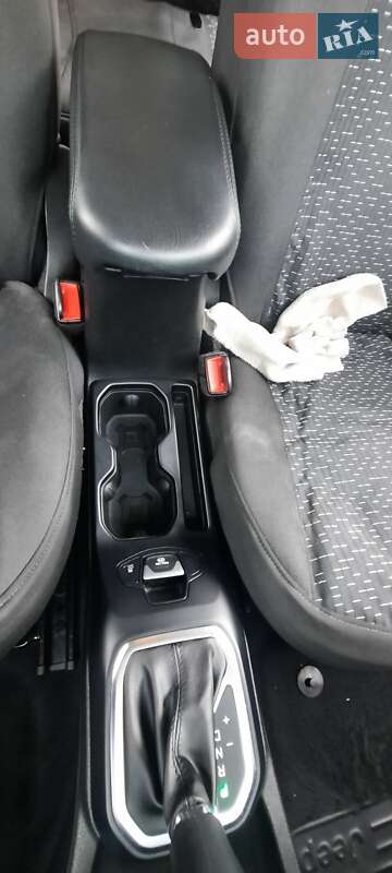 Позашляховик / Кросовер Jeep Renegade 2018 в Івано-Франківську