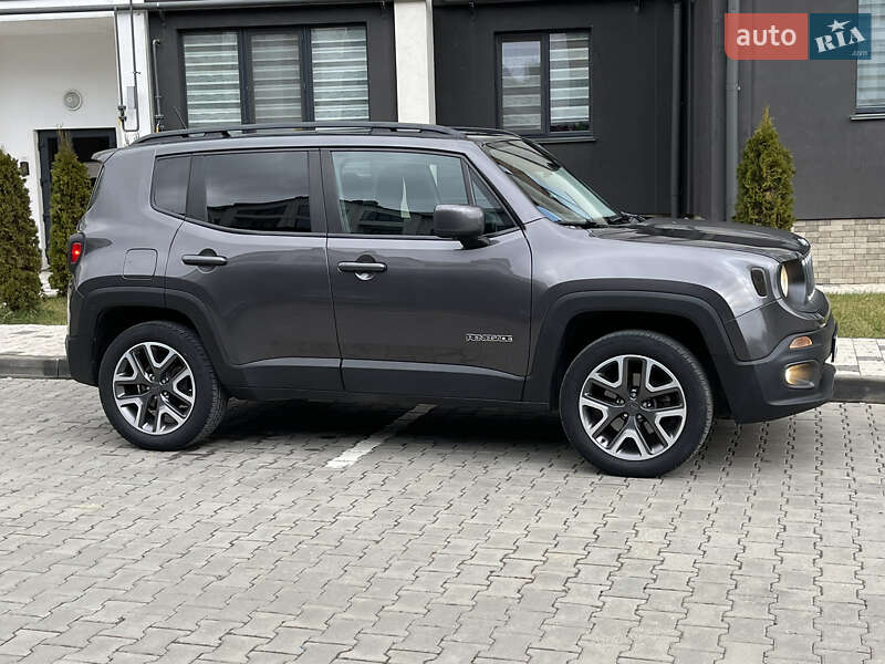 Внедорожник / Кроссовер Jeep Renegade 2017 в Черновцах