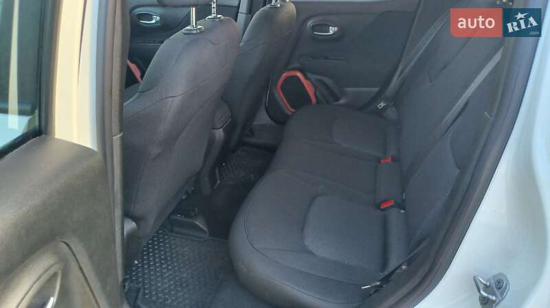 Внедорожник / Кроссовер Jeep Renegade 2018 в Смеле