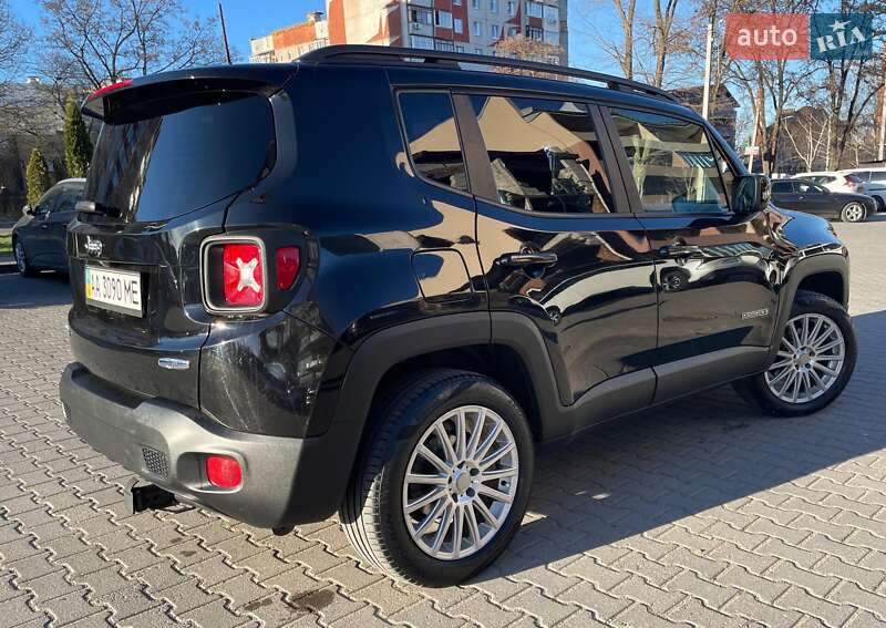 Позашляховик / Кросовер Jeep Renegade 2015 в Чернівцях